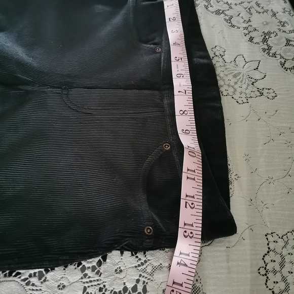 HUE Black Corduroy Skinny Leg Pants Size Small - Picture 7 of 7